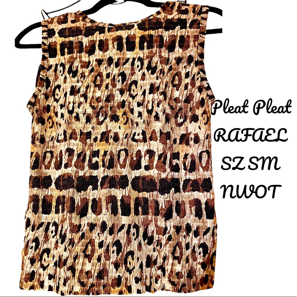 NWOT soft, lightweight and comfortable stretch leopard print tank top. Size SM - Picture 4 of 7